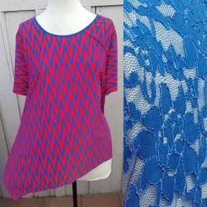4X-5X NWT PLUS SIZE RED & BLUE CHEVRON TOP